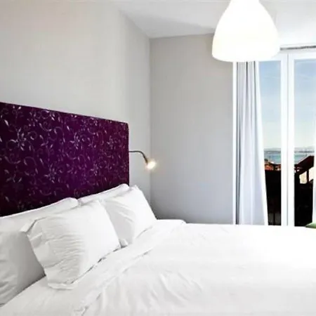 Alfama - Lounge Appart hôtel