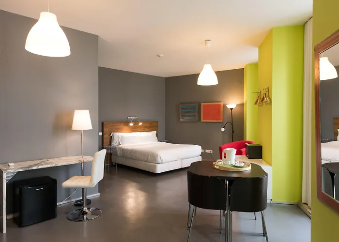 Alfama - Lounge Лісабон