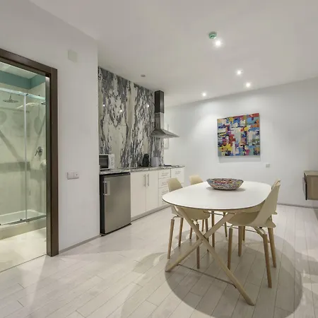 Alfama - Lounge מלון דירות