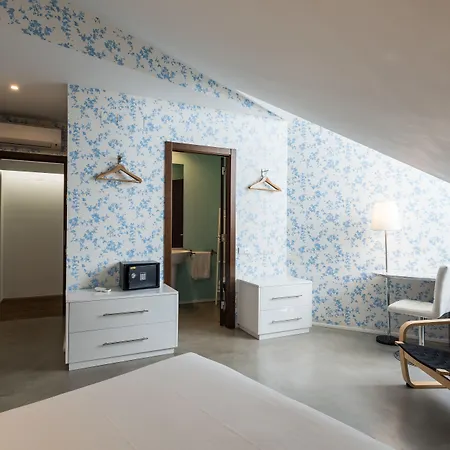 Alfama - Lounge מלון דירות ליסבון