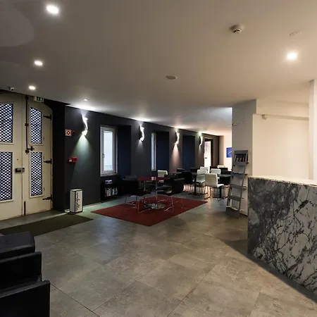 Alfama - Lounge 4* Лиссабон